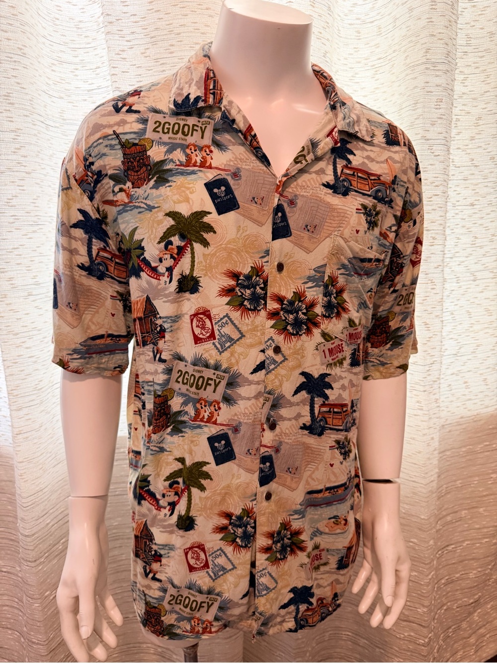 Disney Parks Mickey Goofy Hawaiian Aloha Shirt Men L Rayon Tropical